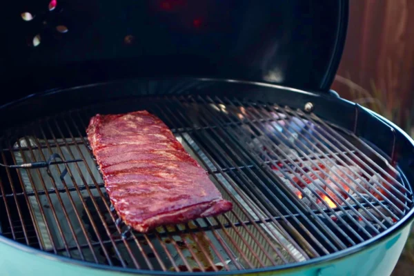 Slow ‘N Sear Deluxe XL Akcesoria, kosz na węgiel do grilla 26" - obrazek 8